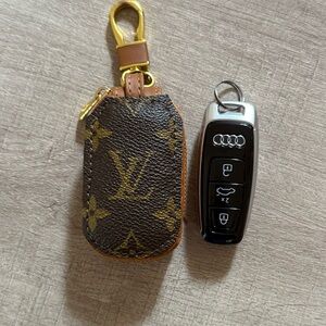 Louis Vuitton Canvas Key Fob Holder